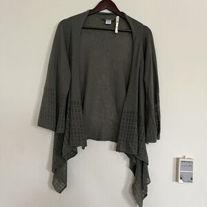 Subtle Luxury Open Front Draped Eyelet Flare Sleeve Cashmere Cardigan SZ M